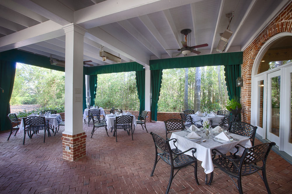Monmouth Historic Inn Натчес Екстериор снимка