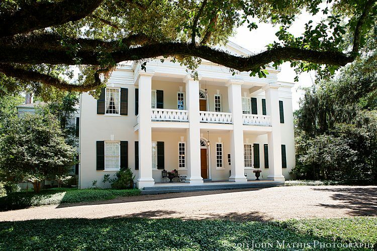 Monmouth Historic Inn Натчес Екстериор снимка